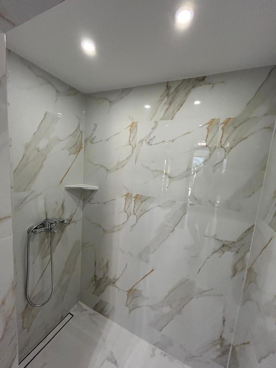 Merlin Prestige Apartments Budva Phòng bức ảnh