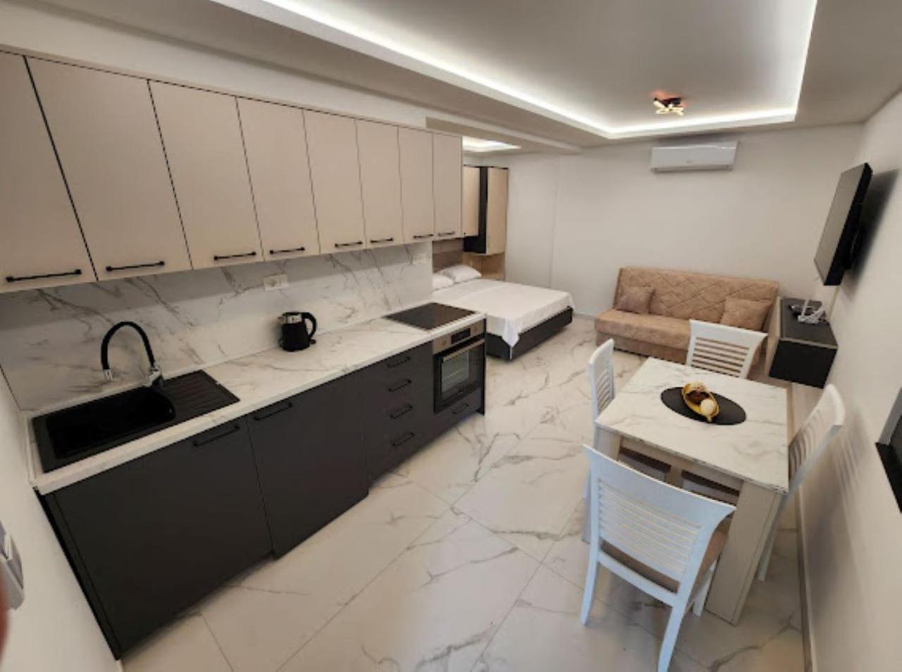 Merlin Prestige Apartments Budva Ngoại thất bức ảnh